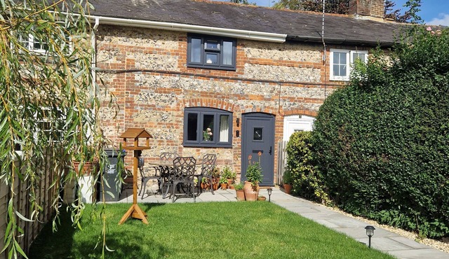 Idyllic period cottage in Ramsbury, recently renovated.