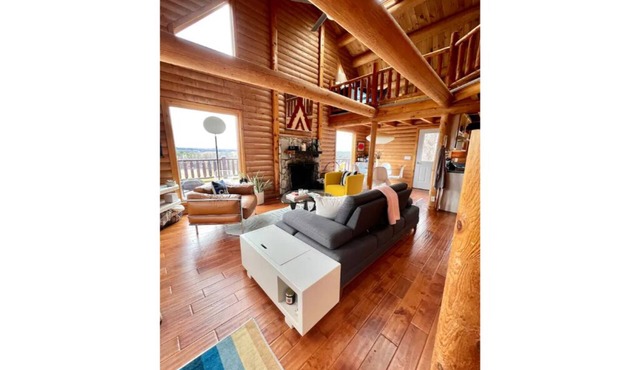 Idyllic Retro Hudson Cabin