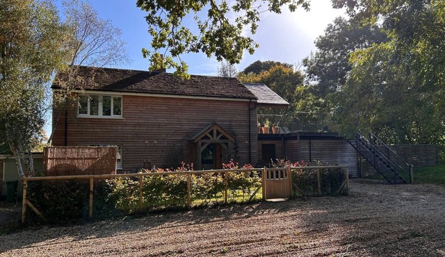 Idyllic Rural apartment within Hungerford Park