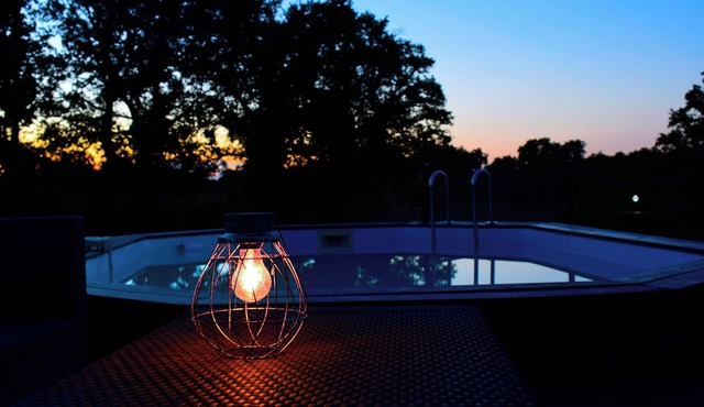 Idyllic Rural Romantic Retreat