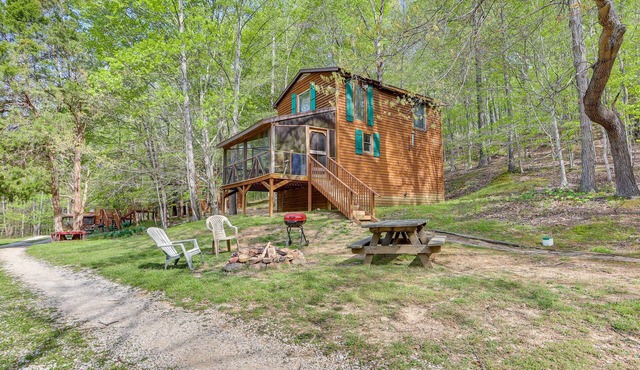 Idyllic Southern Indiana Cabin Near Patoka Lake!
