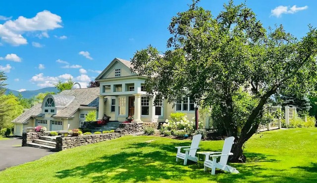 Idyllic Village Estate: Luxury Villa Historic Barn