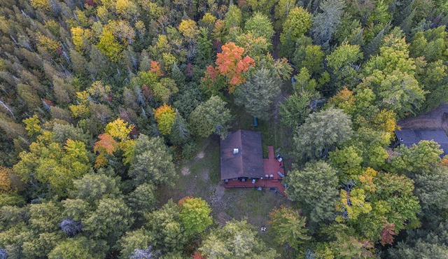 Idyllic Wisconsin Lake Front Cabin on Fabulous Cisco Chain