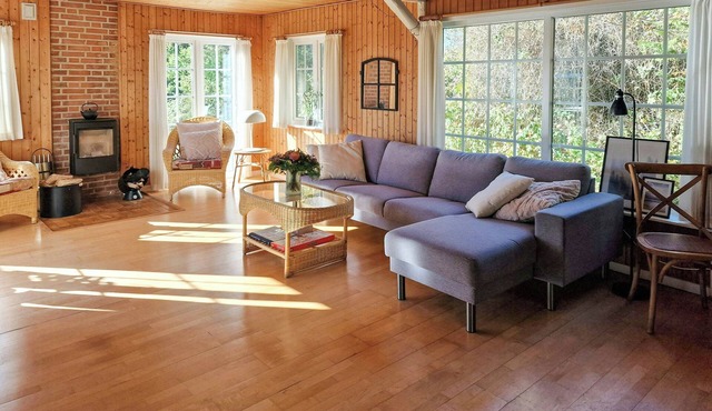 Idyllic wooden house by two beaches