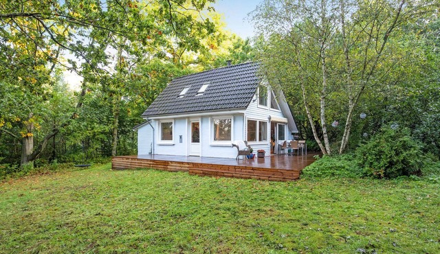 Idyllically located cottage for a wonderful vacation.