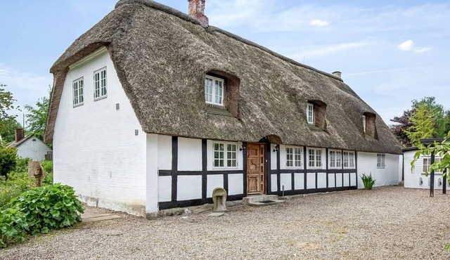 "Ienngelild" - 1km to the fjord by Interhome