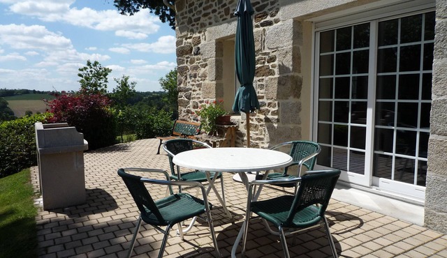 IF Charming little Breton house