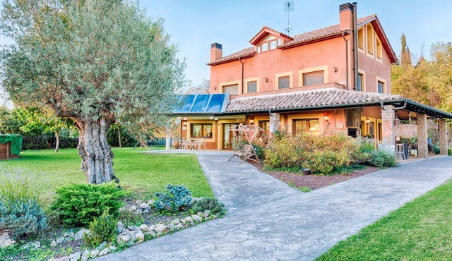 If you want to rest and disconnect Come to Cal Barrutieta and you will get it.