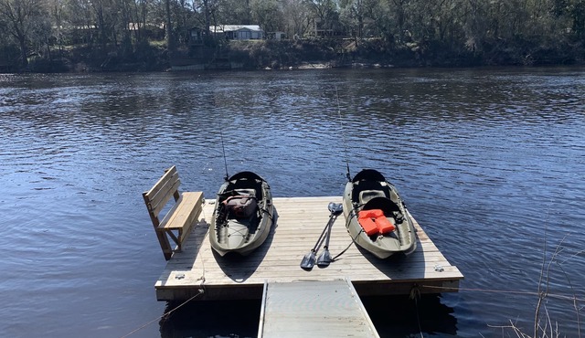 If you’re looking for a secluded river getaway this is your place!