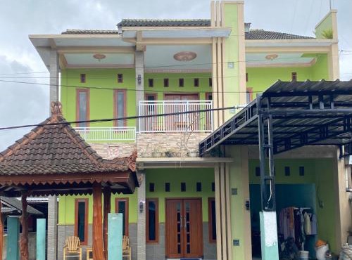 Ijen kingdom guest house