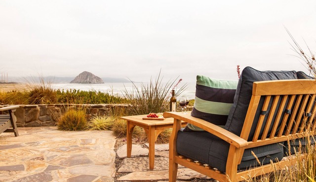 Il Palazzo Del Mare: Luxury Oceanfront Vacation Home