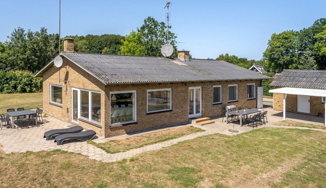 "Ilda" - 250m from the sea by Interhome