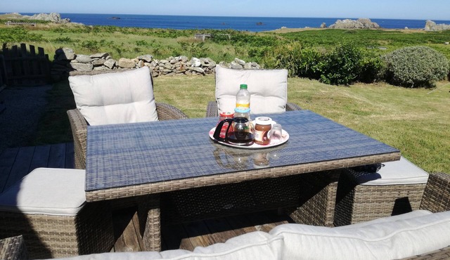 Ile D Ouessant: live at the end of the world