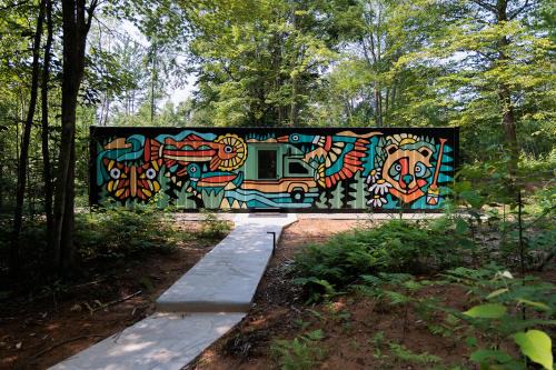 Ilex Forest Retreat Blackthorn