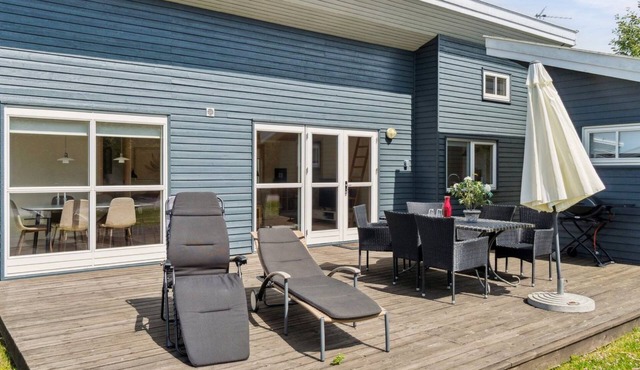 "Ilta" - 2.8km from the sea by Interhome