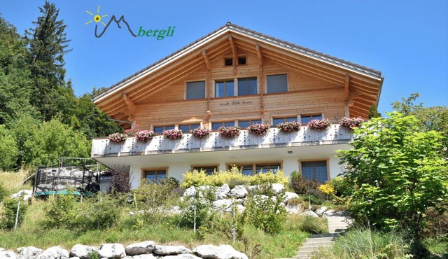 "Im Bergli", new holiday chalet (2014) with stunning views and free Wi-Fi