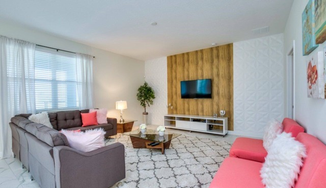 Imagine Your Family Renting This Amazing Villa on Champions Gate Resort with the Best 5 Star Amenities