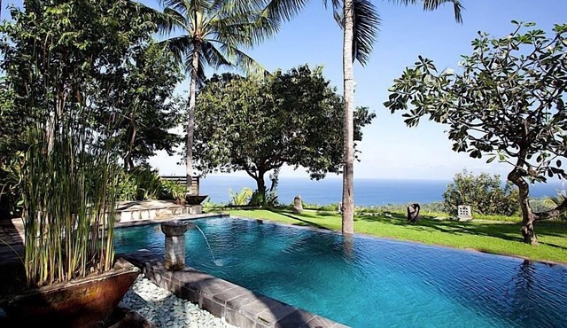 Imaj Private Villas