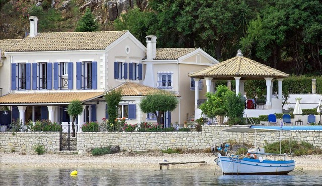 Imerolia Beach Villa Kassiopi Corfu