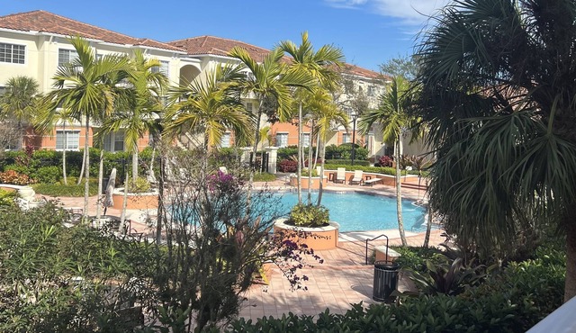 Immaculate 2 Bedroom 2 Bathroom Condo