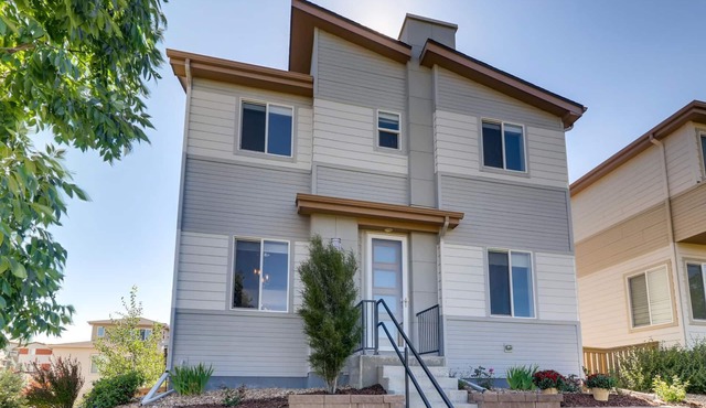 Immaculate 3 bedroom house in Highlands Ranch