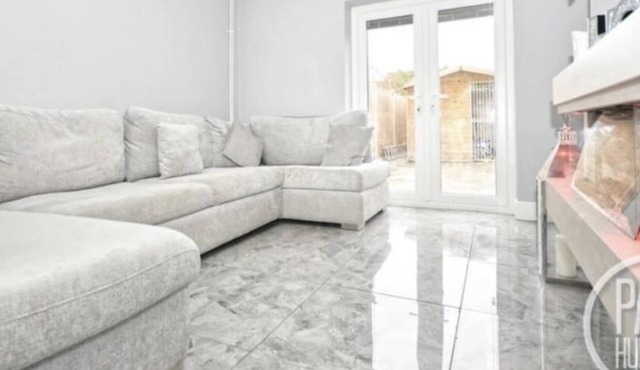 Immaculate 3-Bed House in Bungay