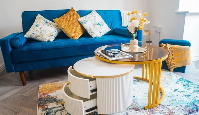 Immaculate 4-Bed House in Kings Norton