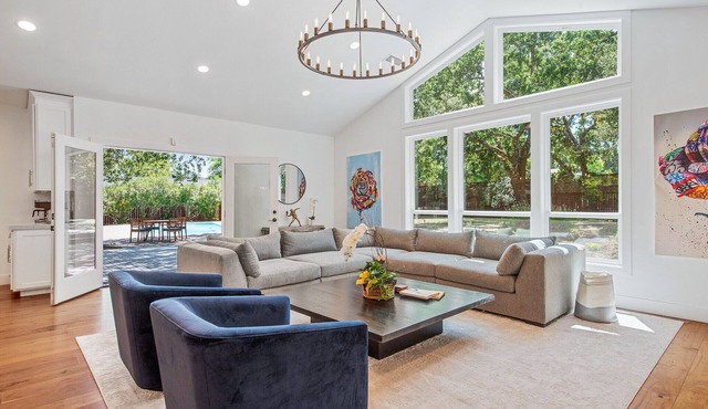 Immaculate home in the heart of wine country