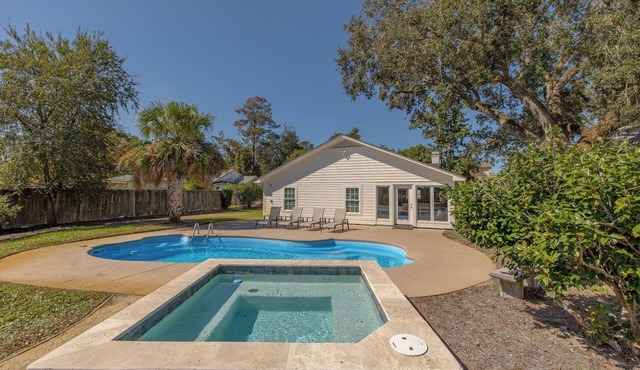 Immaculate 4 bed/3.5 bath Home with Private Pool