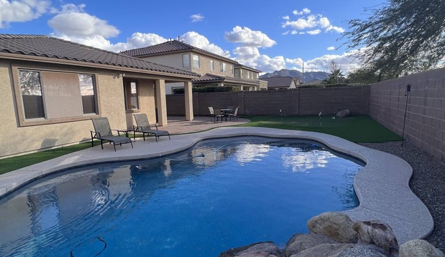 Immense Family Sized Home w/Pool, Home Office, and Putting Green!