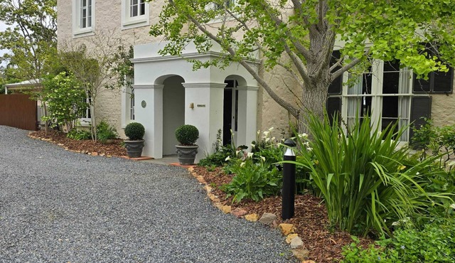 Immerse yourself in the impeccable accommodation of this elegant Adelaide estate