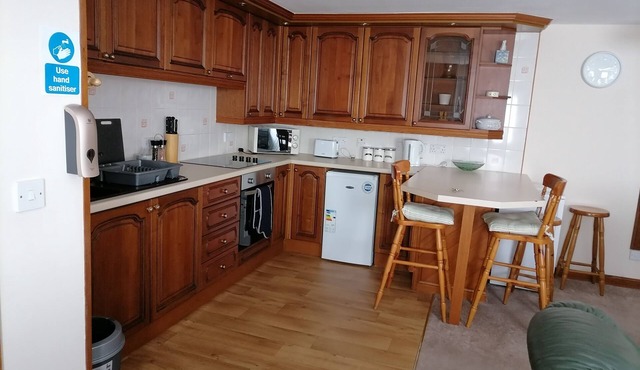 Impeccable 2-Bed Flat in Wick