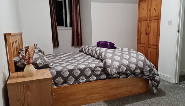 Impeccable 4-Bed House Near Manchester City Centre