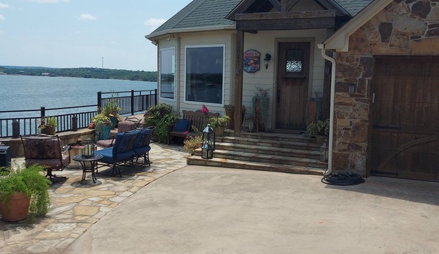 Impeccable Home With Stunning Lake Views