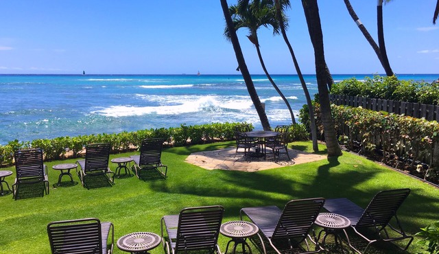 Impeccable Penthouse - Ocean & Diamondhead Views