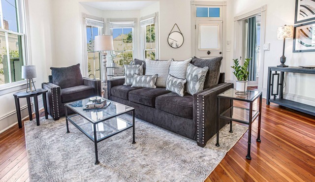 Impeccably Restored Bungalow w/Private Yard and Parking by Lucky Savannah
