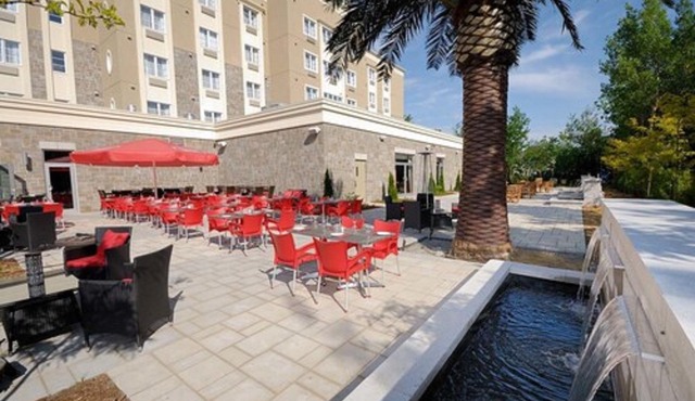 Imperia Hotel & Suites Terrebonne