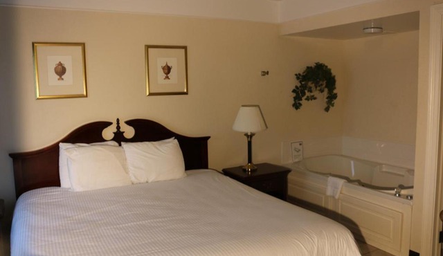Imperial Swan Hotel and Suites Lakeland