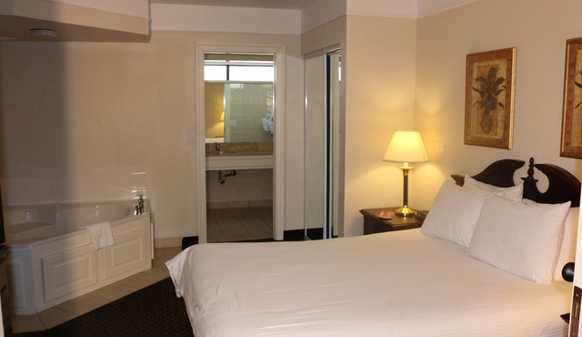 Imperial Swan Hotel & Suites