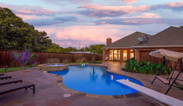 Impressive 5BR/3.5B Home with Pool, Game Room & Cinema Room