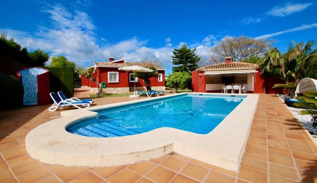 Impressive Finca La Plana with wifi, air conditioning and pool.