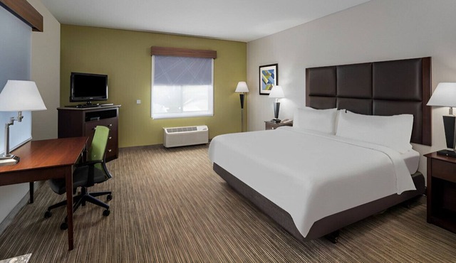 Impressive Room for Business Travelers! Free Wifi