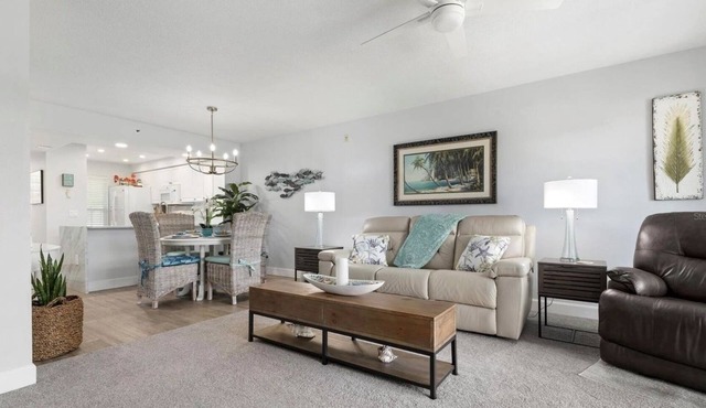 Improved pricing! Remodeled PGA Golf & Country Club condo on 10th hole!