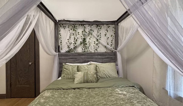 in Berwyn - 3 bedrooms available