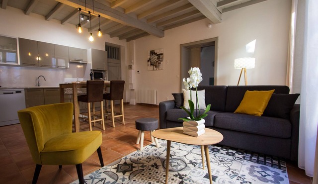 In complete privacy in the historic center