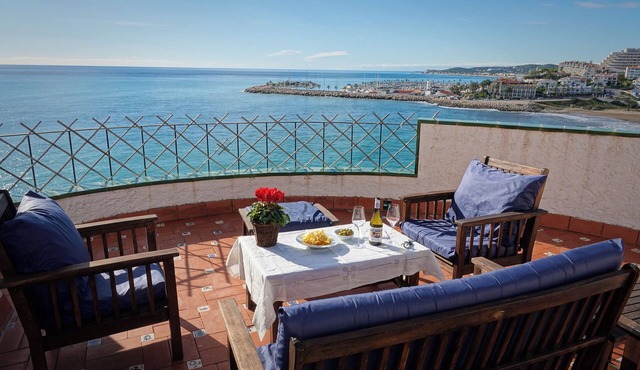 In front of the sea in Sitges