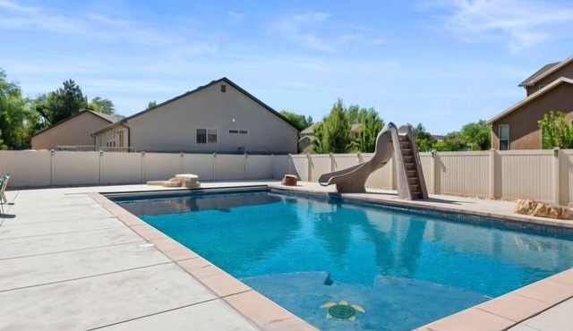 In ground Pool in the Summer! Hot tub and 15 min to skiing in the Winter!
