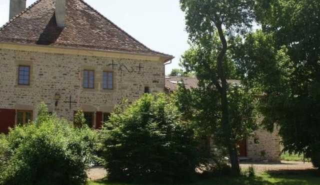 in Le Châtelet-Sur-Meuse mit Grill, Garten und Terrasse by Interhome