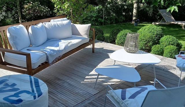 In Loctudy, splendid villa 300 meters from the beach, 4 spacious bedrooms.