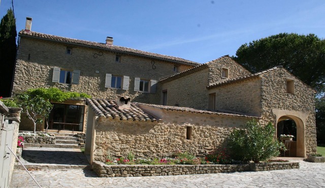 In Provence, a centuries-old farmhouse in the heart of the Mont Ventoux regional park.